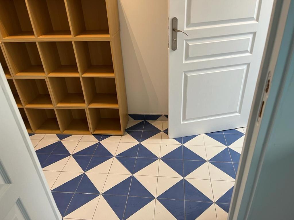 Suits & Luxury Appart Paris Montreuil Монтрёй Экстерьер фото